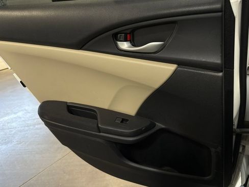 Used 2017 Honda Civic LX image 10