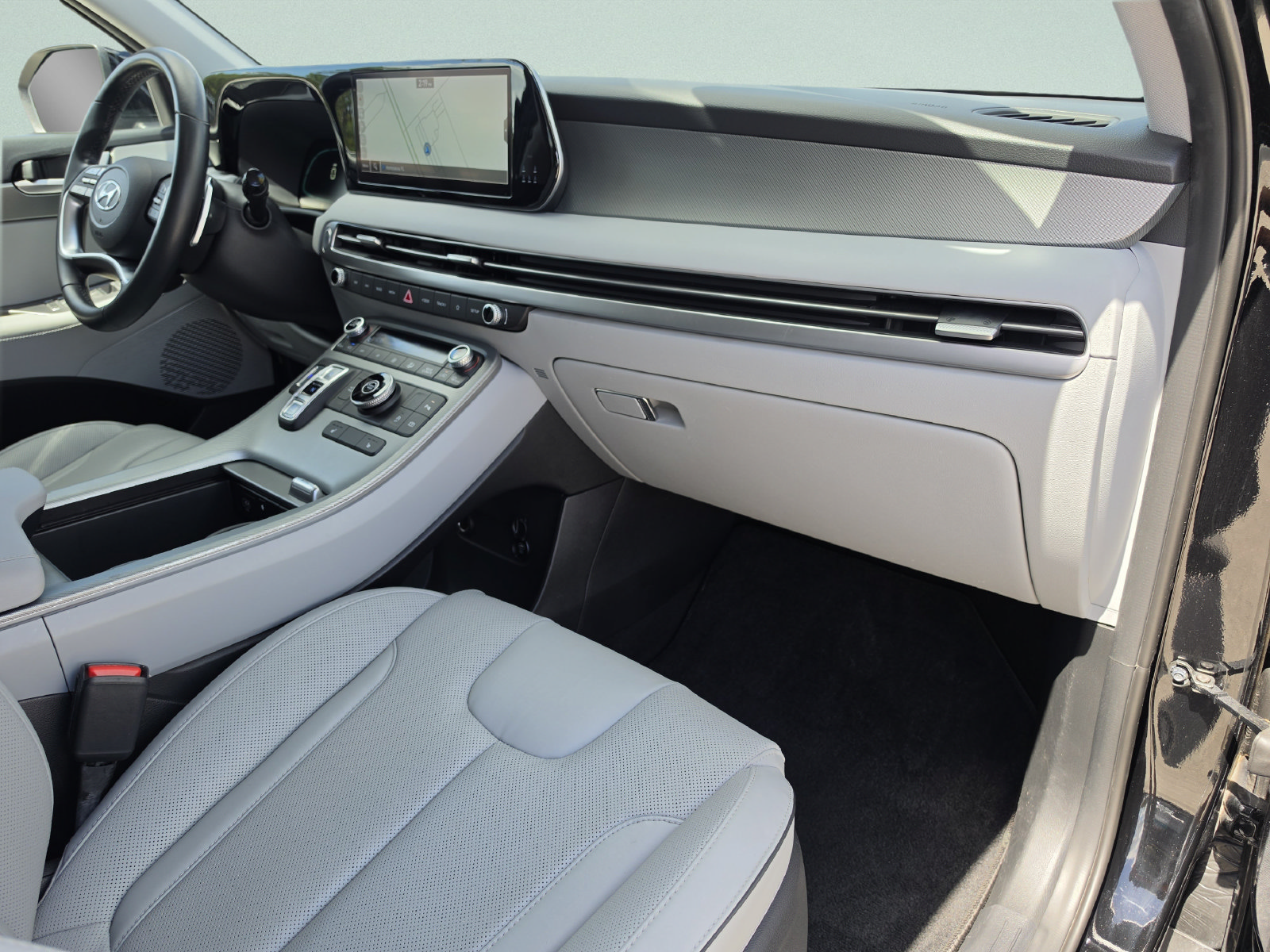 Used 2023 Hyundai Palisade SEL FWD image 15