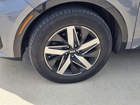 Used 2021 Kia Sorento EX FWD image 7