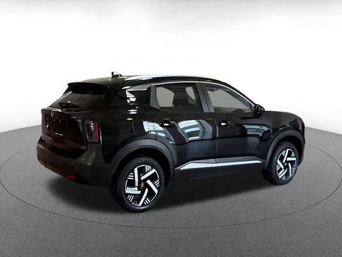 Used 2026 Nissan Kicks SV FWD image 9