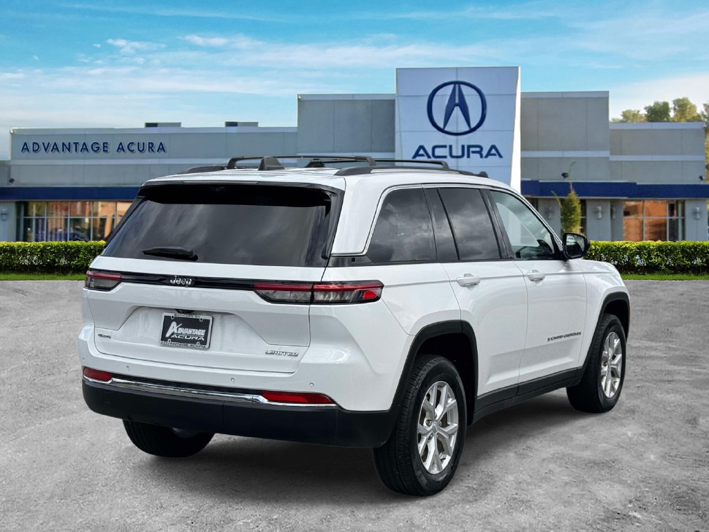 Used 2023 Jeep Grand Cherokee Limited w/ Luxury Tech Group II AWD/4WD image 5
