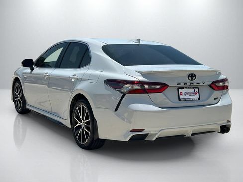 Used 2023 Toyota Camry SE FWD image 7