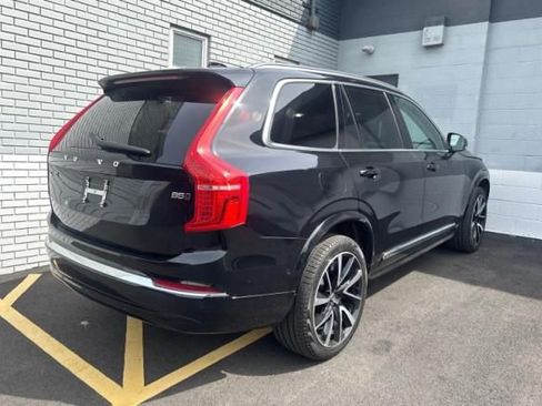 Used 2025 Volvo XC90 B5 Plus AWD/4WD image 4