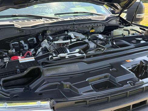 Used 2022 Ford F250 XL w/ Power Equipment Group AWD/4WD image 12