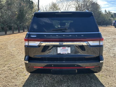 Used 2023 Lincoln Navigator L Reserve image 6