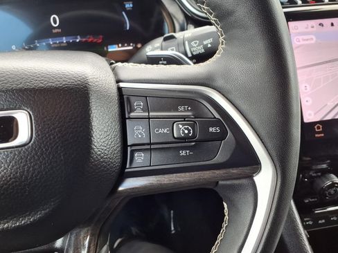 Used 2024 Jeep Grand Cherokee Limited 4xe AWD/4WD image 15