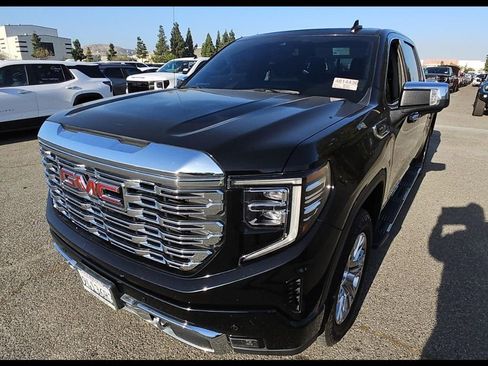 Used 2022 GMC Sierra 1500 Denali AWD/4WD image 5