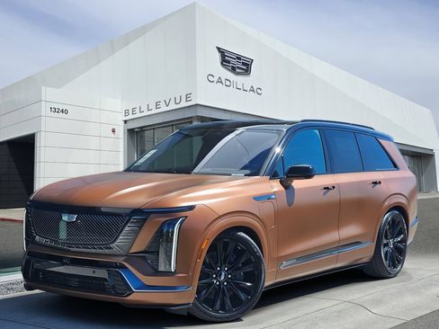New 2027 Cadillac Vistiq Platinum AWD/4WD image 1
