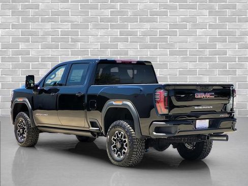 New 2026 GMC Sierra 2500 AT4X AWD/4WD image 8