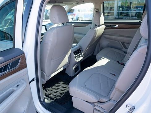 New 2026 Volkswagen Atlas SE image 27