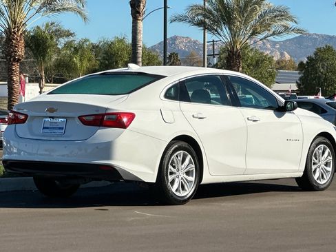 Used 2024 Chevrolet Malibu LT image 4