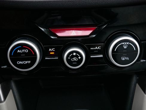 Used 2021 Subaru Forester Premium image 24