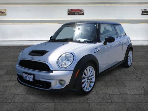 Used 2011 MINI Cooper John Cooper Works FWD image 3