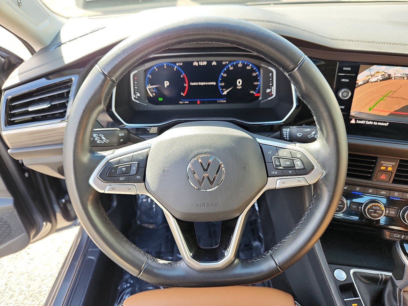 Certified 2023 Volkswagen Jetta SEL FWD image 19