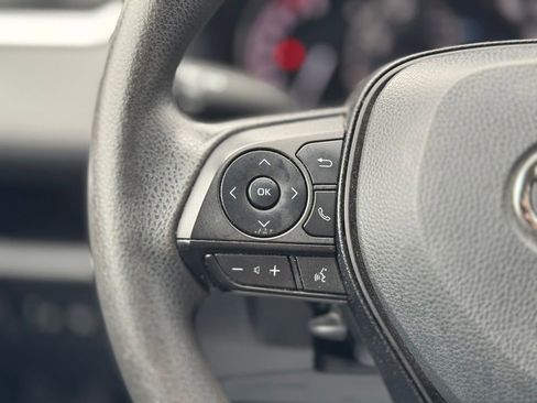 Used 2023 Toyota RAV4 XLE image 33