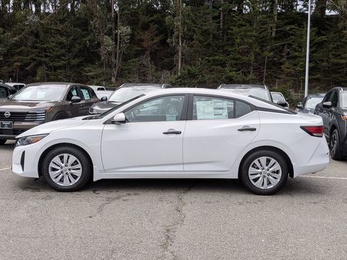 New 2025 Nissan Sentra S image 8