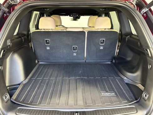 Certified 2025 Jeep Grand Cherokee Limited w/ Trailer Tow Package AWD/4WD image 33