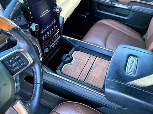 Used 2019 RAM 3500 Limited w/ Max Tow Package image 18