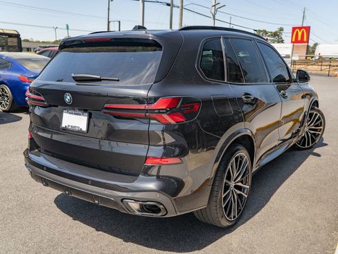 Used 2025 BMW X5 xDrive40i w/ M Sport Package image 8