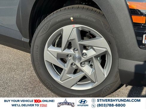 New 2026 Hyundai Kona SE image 5