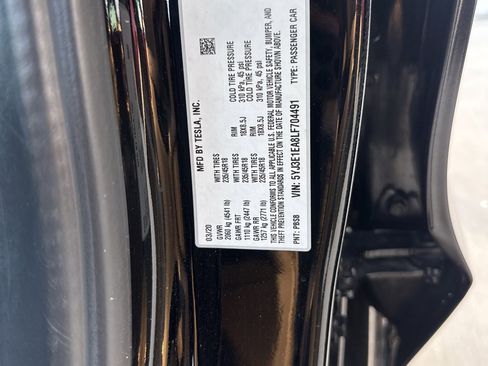 Used 2020 Tesla Model 3 Standard Range Plus image 10