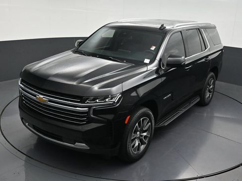 Used 2023 Chevrolet Tahoe LT w/ Luxury Package RWD image 16
