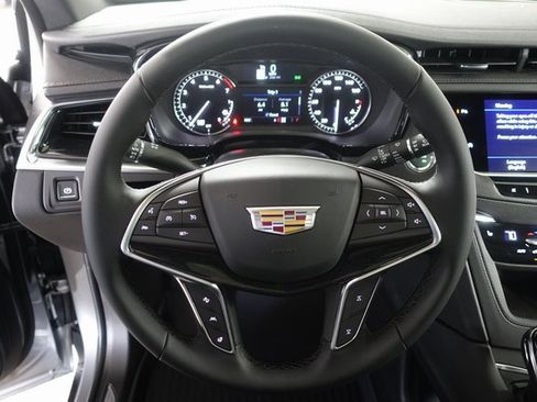 New 2025 Cadillac XT5 Premium Luxury w/ LPO, Floor Liner Package image 11