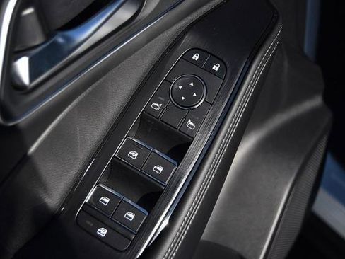 New 2026 Nissan Rogue Platinum image 9