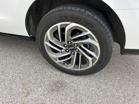 Used 2025 Lincoln Navigator Reserve image 58