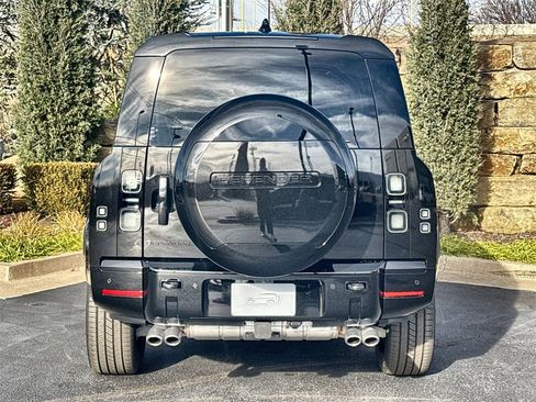 New 2026 Land Rover Defender 130 V8 image 4