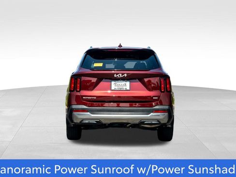 Used 2025 Kia Sorento S w/ Panoramic Sunroof Package image 6