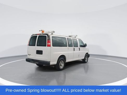 Used 2016 Chevrolet Express 2500 RWD image 8