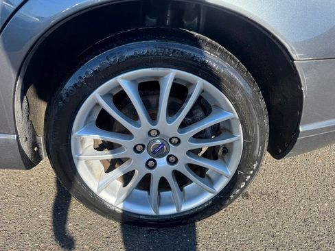 Used 2010 Volvo S40 2.4i FWD image 16