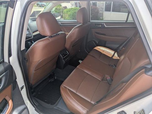 Used 2019 Subaru Outback 2.5i Touring w/ Protection Package #1 AWD/4WD image 25
