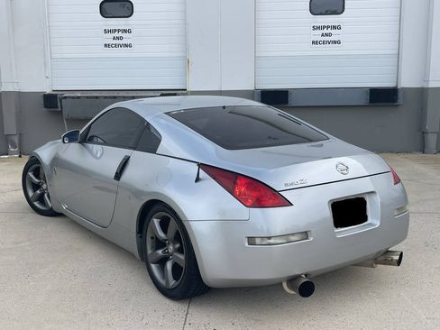Used 2005 Nissan 350Z Performance RWD image 5