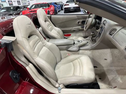 Used 2003 Chevrolet Corvette Convertible w/ Preferred Equipment Group1 RWD image 13