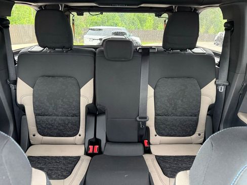 Used 2022 Ford Bronco Wildtrak AWD/4WD image 33