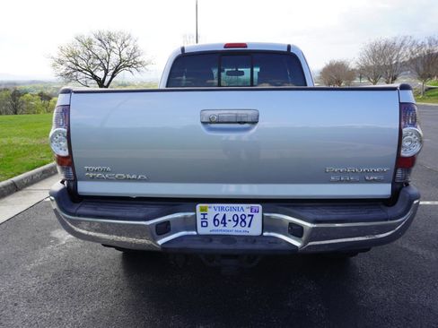 Used 2012 Toyota Tacoma PreRunner w/ SR5 Pkg image 10