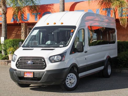 Used 2019 Ford Transit 350 XL image 4