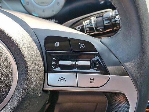Certified 2023 Hyundai Elantra SEL w/ Convenience Package FWD image 18