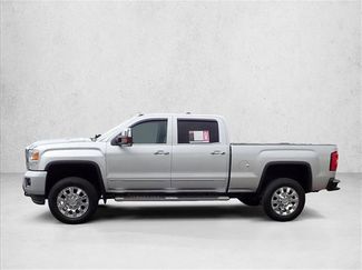 Used 2019 GMC Sierra 2500 Denali w/ Duramax Plus Package video 2