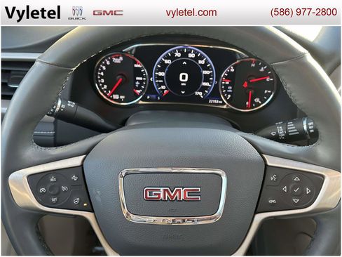 Used 2023 GMC Acadia Denali w/ Denali Technology Package image 23