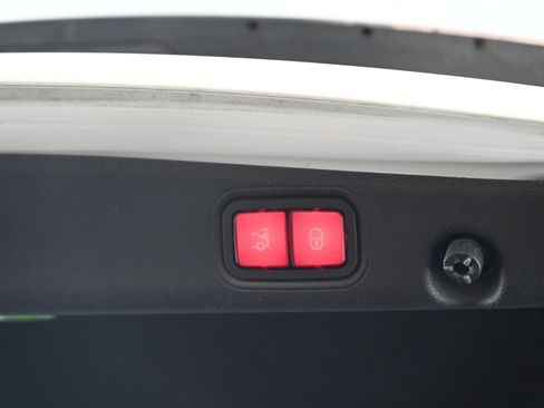 Used 2019 Mercedes-Benz E 63 AMG S image 48