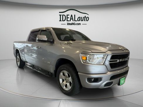 Used 2019 RAM 1500 Big Horn AWD/4WD image 3