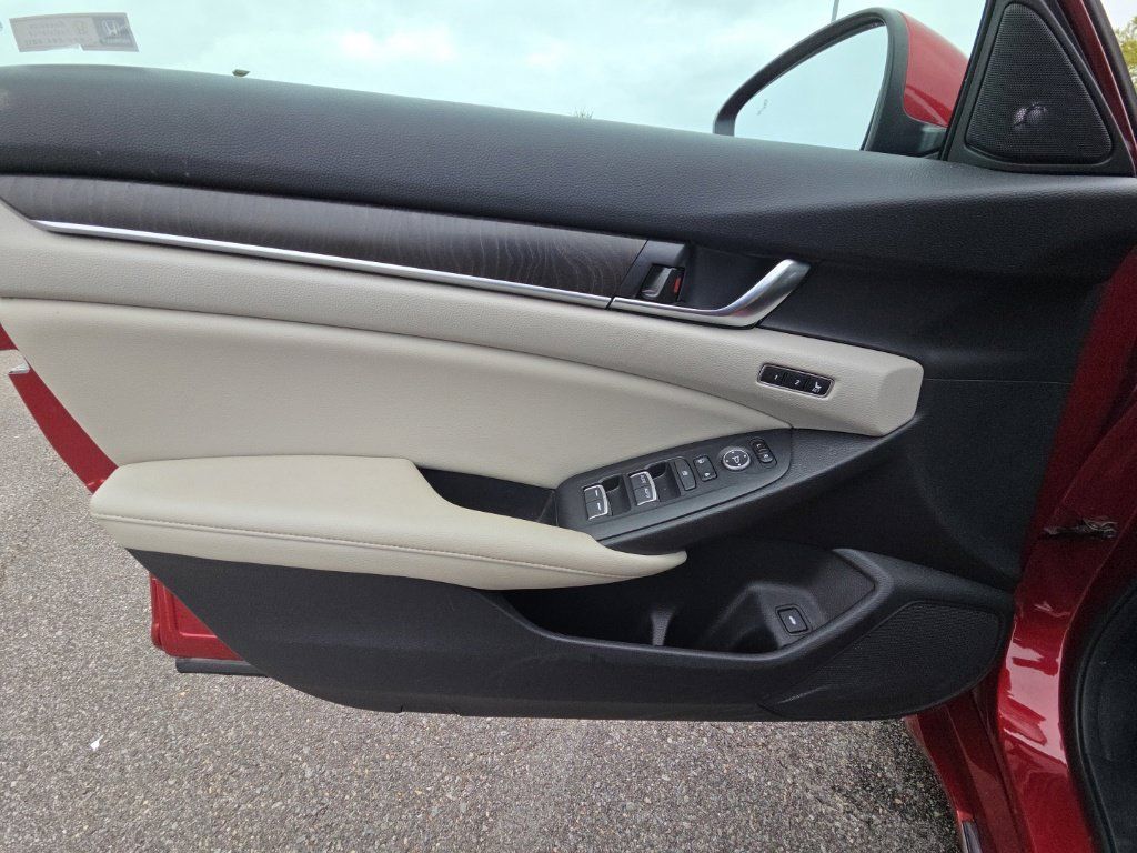 Used 2019 Honda Accord EX-L image 29