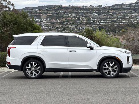 Used 2020 Hyundai Palisade SEL w/ Premium Package FWD image 7
