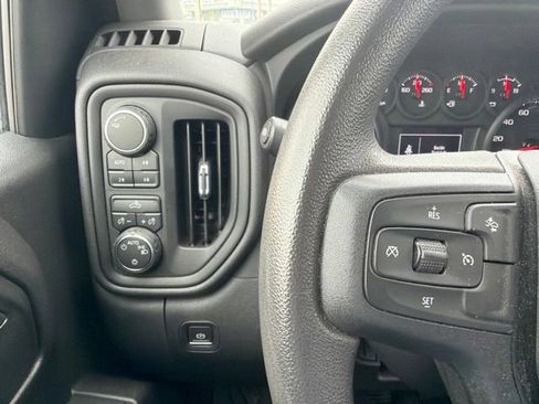 Used 2023 Chevrolet Silverado 1500 Custom Trail Boss w/ LPO, Dark Essentials Package AWD/4WD image 10