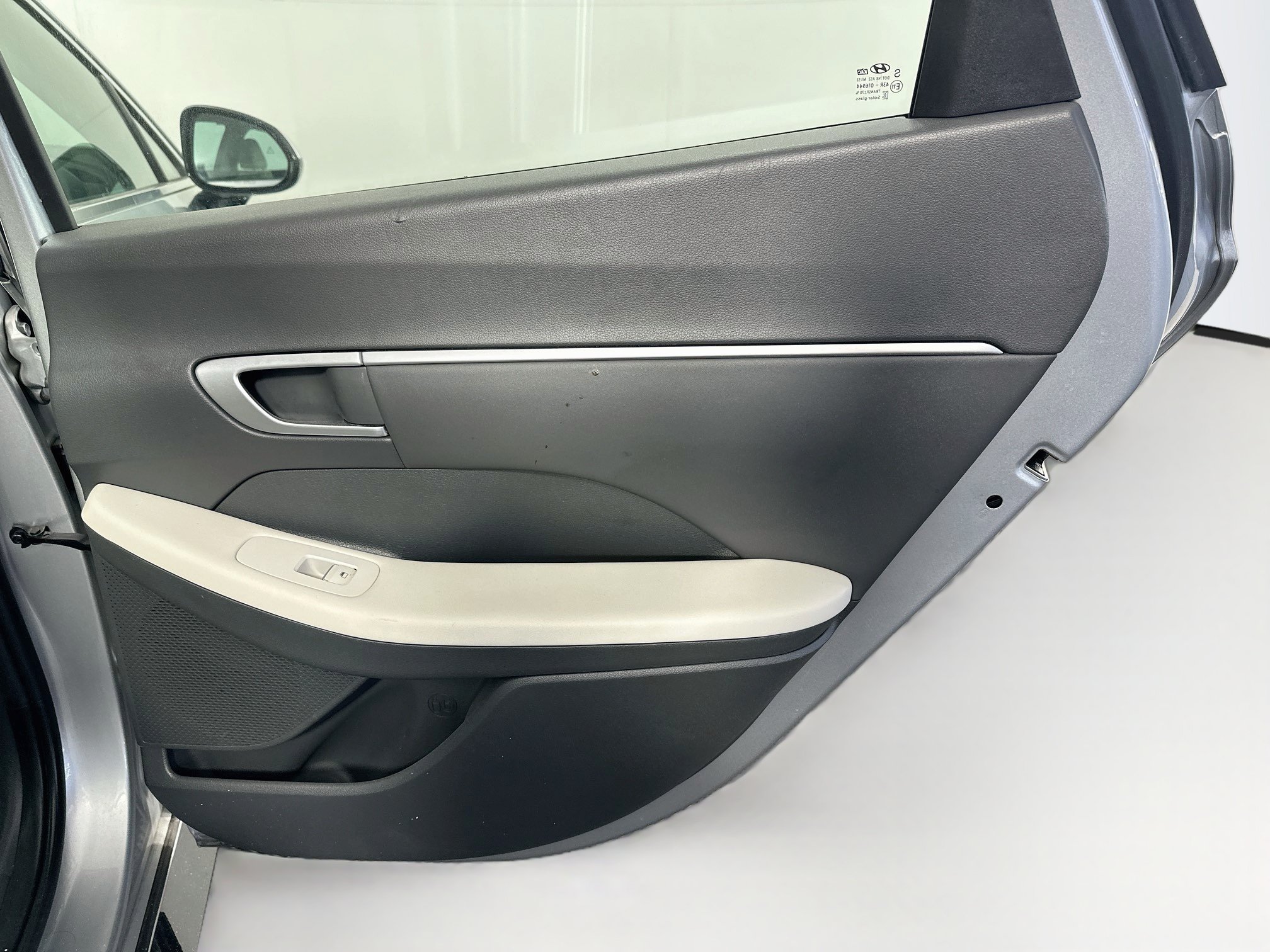 Used 2025 Hyundai Sonata SEL FWD image 29