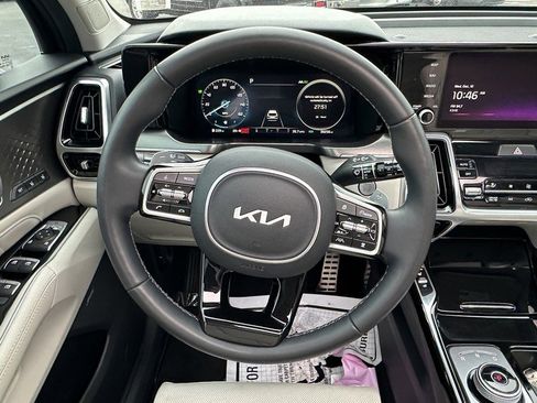 Used 2023 Kia Sorento SX Prestige image 14