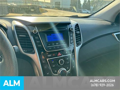 Used 2016 Hyundai Elantra GT image 21